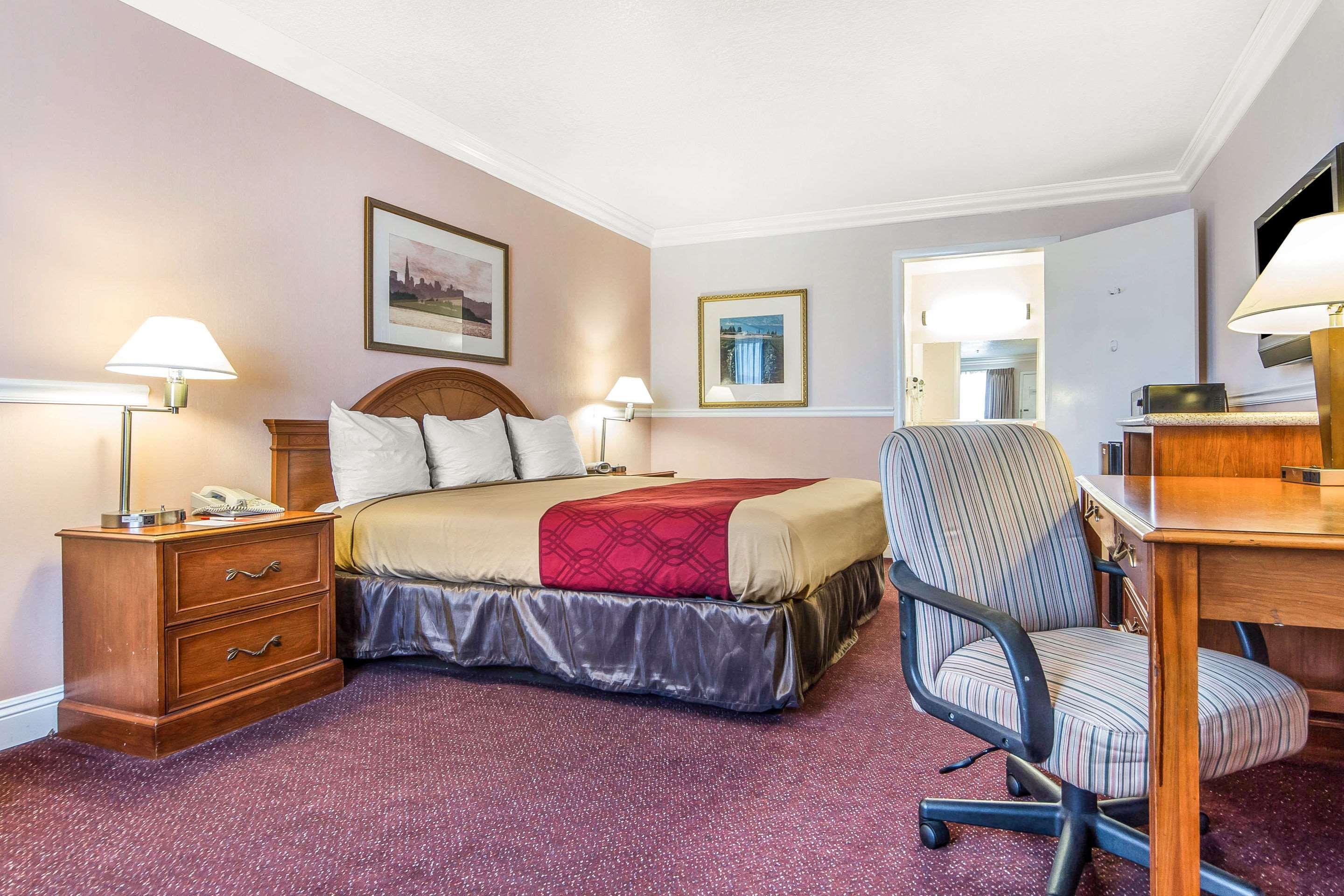 Econo Lodge Castro Valley I-580 Buitenkant foto